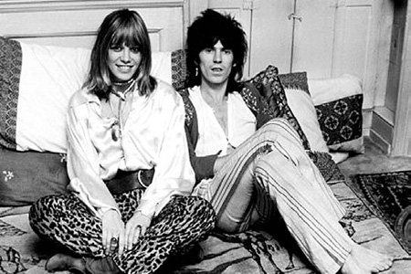 Кит гневно отвергает слухи, что в автобиографии он мстит ДЖАГГЕРУ, который в 60-х годах увел у него герлфренд Аниту ПАЛЛЕНБЕРГ