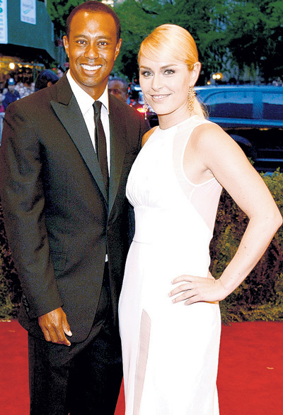 После развода с блондинкой-женой Тайгер ВУДС быстро нашёл другую блондинку - Линдси