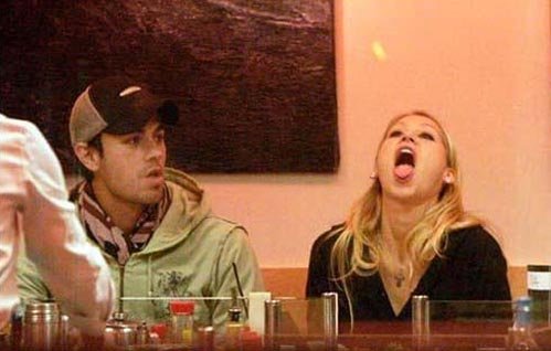 У русской теннисистки много скрытых талантов. Например, ловить ртом чипсы на лету.