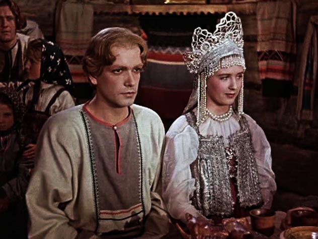 Кадр из фильма «Каменный цветок» (1946 г.) Тематический девичник, фото
