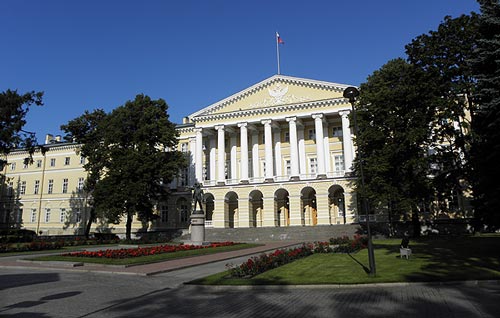 Смольный. wikipedia