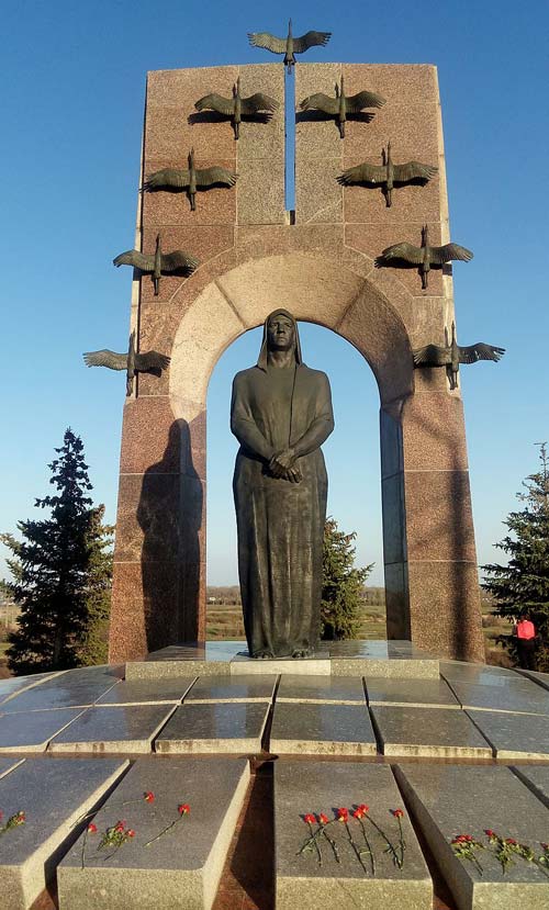 Памятник 7 братьев газдановых нарисовать поэтапно надгробные памятники ювао