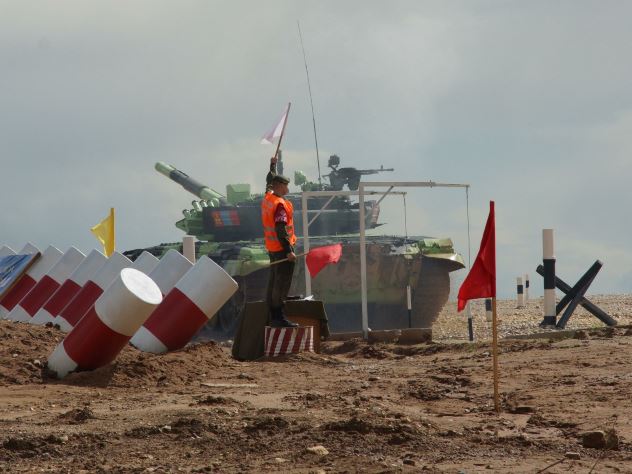 Украинские военные обвинили в провале новых танков своих солдат