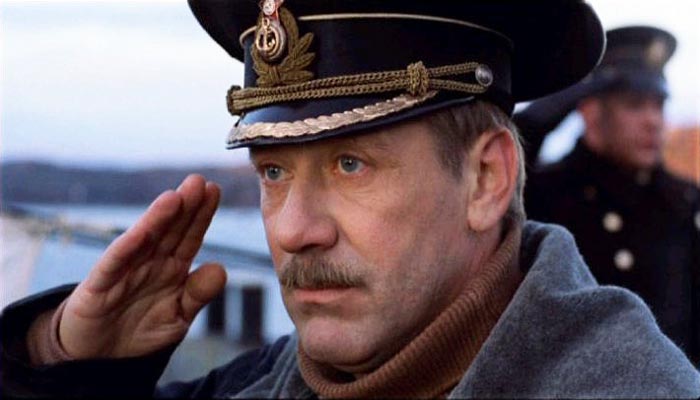 Андрей Краско в фильме «72 метра», 2004 год