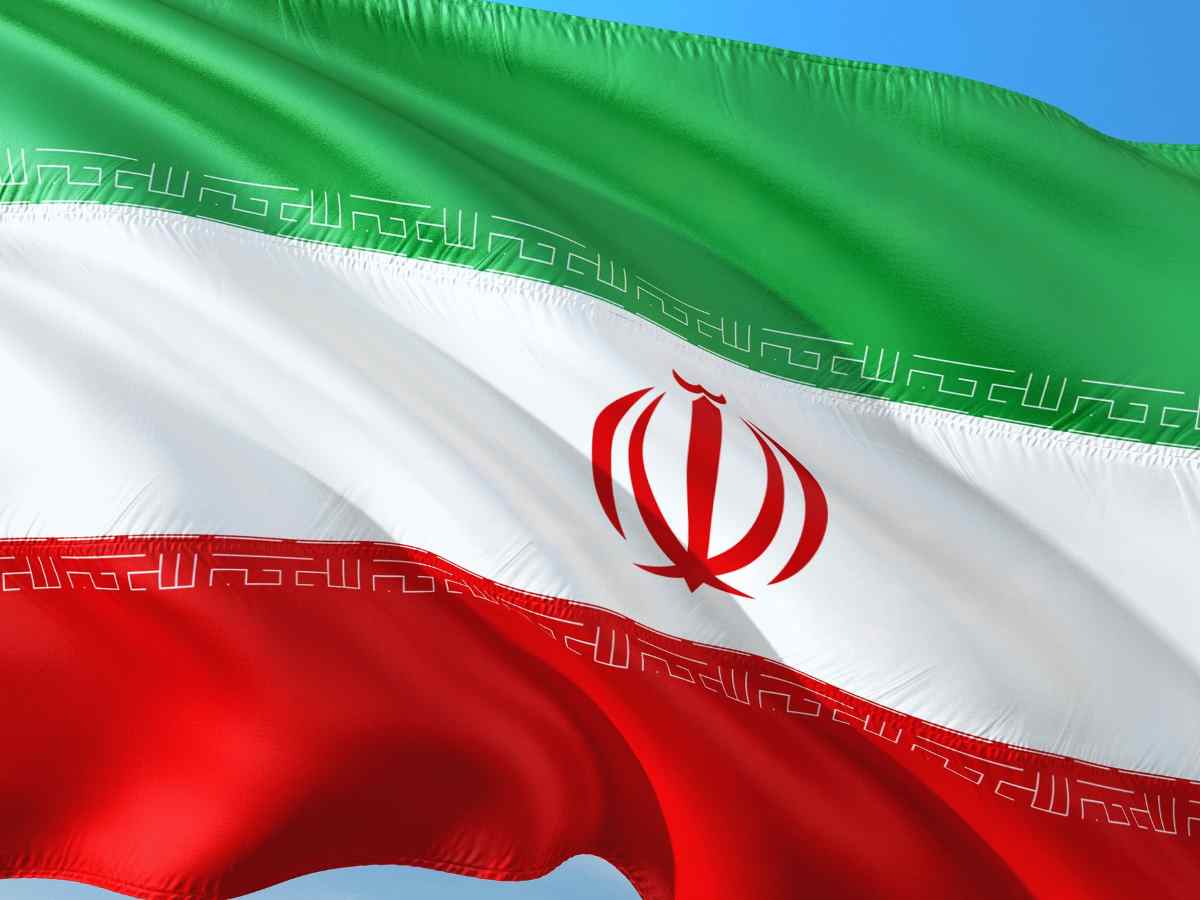 Флаг Ирана flag-iran-piksa051832104244