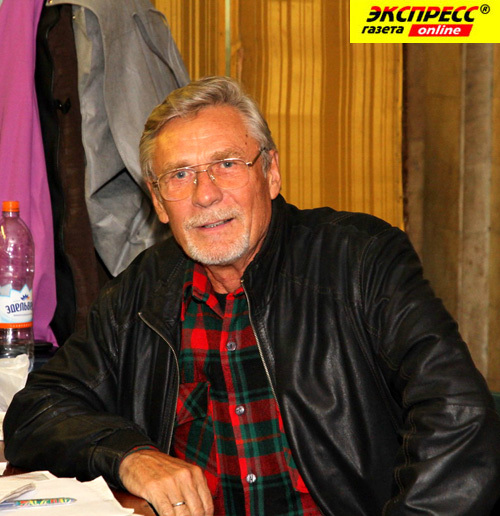 АЛЕКСАНДР МИХАЙЛОВ