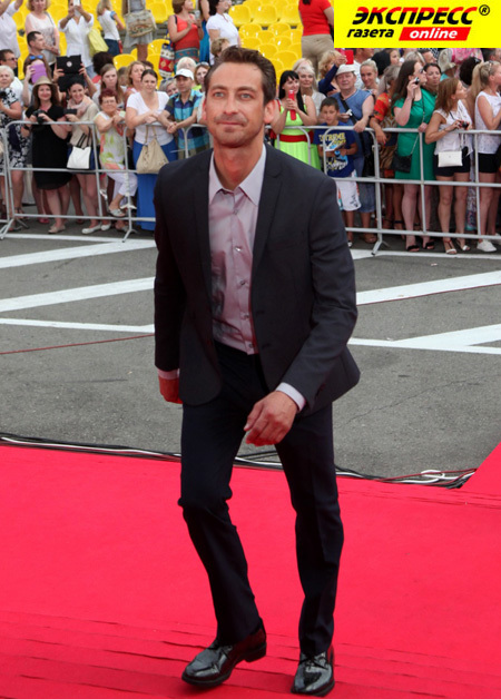 АРТЁМ ТКАЧЕНКО