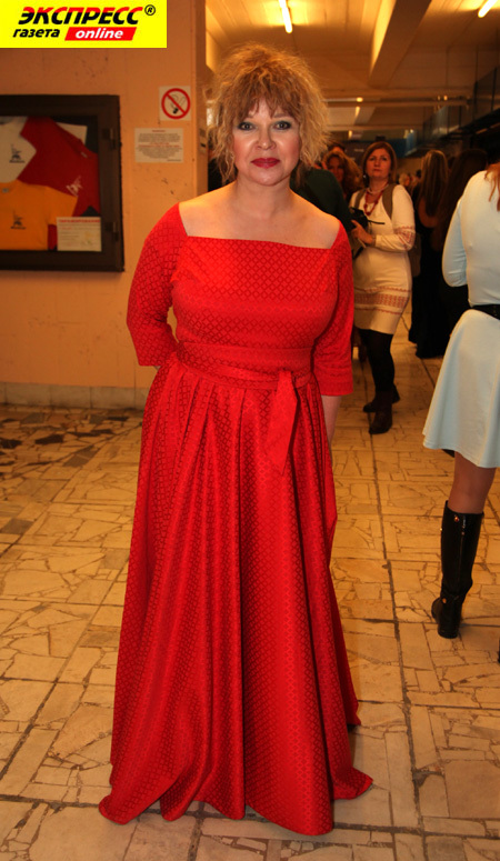 ЕЛЕНА ВАЛЮШКИНА