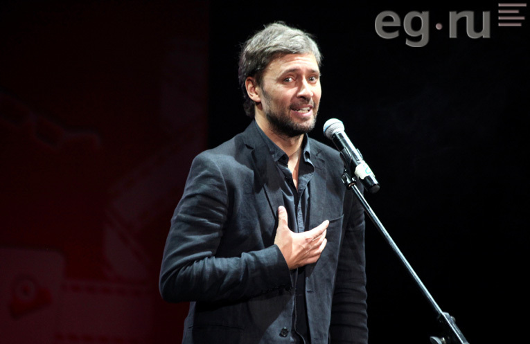 МАКСИМ КОЛОСОВ