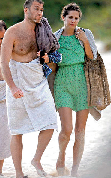 Олигарх с Дарьей ЖУКОВОЙ. Год назад у пары родился сын Аарон Александр (согласно Библии, Аарон был братом и ближайшим сподвижником пророка Моисея; второе имя мальчику дали в честь отца Даши - банкира)