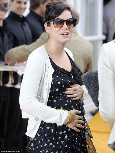 Лили АЛЛЕН - фото Daily Mail