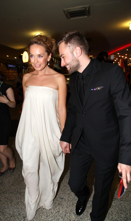 Жанна ФРИСКЕ скоро станет мамой! Счастливый отец - Дмитрий ШЕПЕЛЕВ (фото Бориса КУДРЯВОВА)