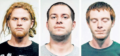 Брент БЕТТЕРЛИ, Джаред ЧЕЙЗ и Брайан ЧЕРЧ выбрали неправильное место и время. У себя на родине они - уголовники. А бросались бы «зажигалками» на Украине, стали бы героями