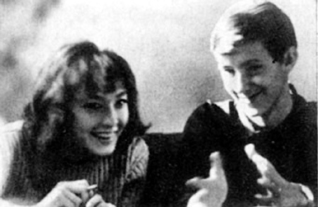 Во время учёбы в Щуке ВЕРТИНСКАЯ и БУРЛЯЕВ выдавали себя за брата и сестру