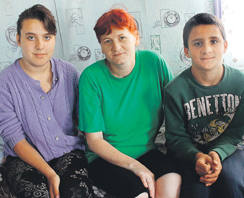 Настя и Сережа пока еще с мамой