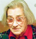 ЕЛЕНА БОННЭР: припеваючи живет в США. Зарабатывает на жизнь обгаживанием всего русского и восхвалением всего американского