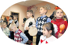 ...слушая музыку в исполнении глухих детей