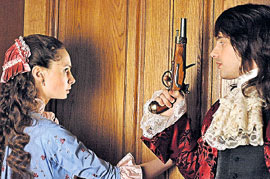 ВРАГИ-ЛЮБОВНИКИ: Настя (Елена Николаева) и Шарль де Еон