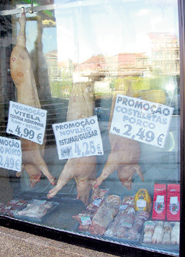 В Португалии целого молочного поросенка можно купить дешевле, чем 1 кг мяса в России