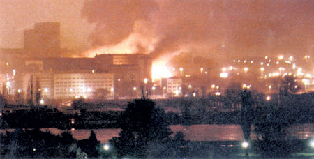 Американцы бомбили Белград и в это же время уверяли...