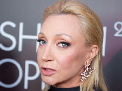 «Теплые слезы»: Орбакайте попрощалась с народом